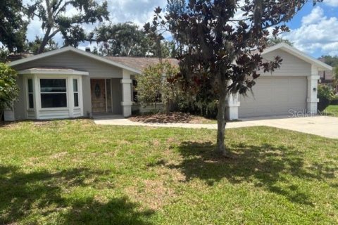 House in Palmetto, Florida 3 bedrooms, 159.88 sq.m. № 1780601 - photo 1