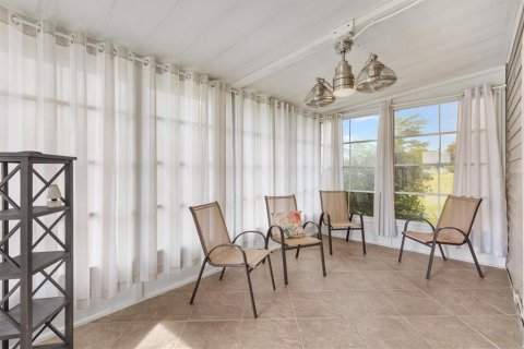 Villa ou maison à vendre à Lady Lake, Floride: 2 chambres, 106.28 m2 № 2126782 - photo 21
