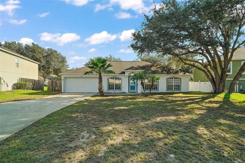 House in Fruitland Park, Florida 4 bedrooms, 207.92 sq.m. № 1852468 - photo 22