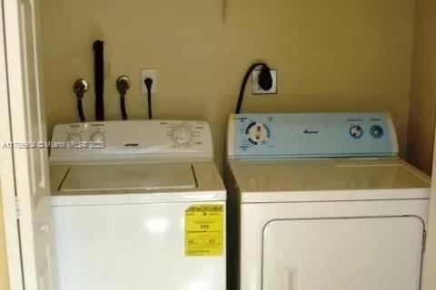 Снять в аренду таунхаус в Хомстед, Флорида 3 спальни, 111.48м2, № 1958800 - фото 9