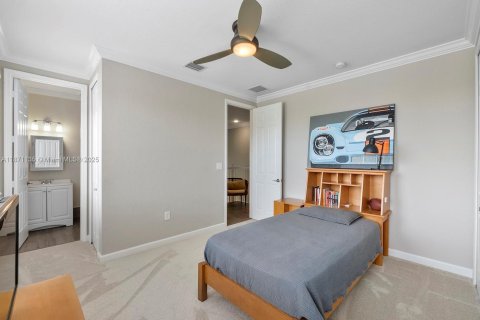 Villa ou maison à vendre à Cutler Bay, Floride: 5 chambres, 366.5 m2 № 1896025 - photo 24