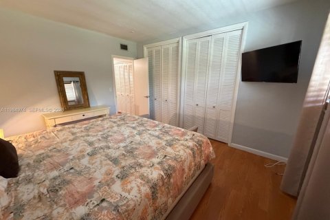 Condominio en venta en Hallandale Beach, Florida, 2 dormitorios, 98.48 m2 № 2046809 - foto 18