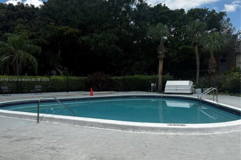 Condo in Deerfield Beach, Florida, 2 bedrooms  № 1694644 - photo 13