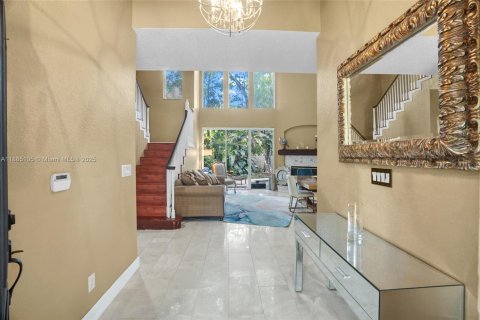 House in Coral Springs, Florida 4 bedrooms, 248.98 sq.m. № 1941304 - photo 5