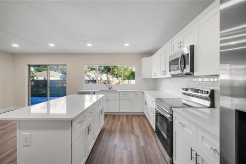 Casa en venta en Fort Meade, Florida, 3 dormitorios, 257.53 m2 № 1516601 - foto 12