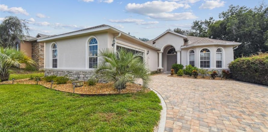 House in Hernando, Florida 3 bedrooms, 221.85 sq.m. № 1854212