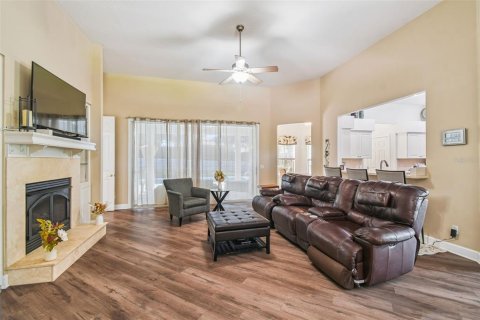 House in Hernando, Florida 3 bedrooms, 221.85 sq.m. № 1854212 - photo 2