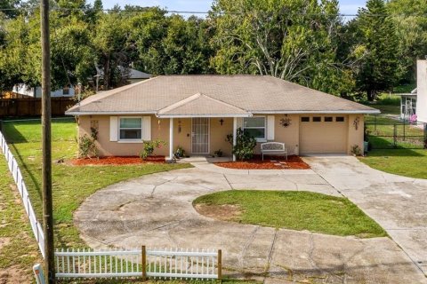 Casa en venta en Eustis, Florida, 4 dormitorios, 156.08 m2 № 1900455 - foto 6
