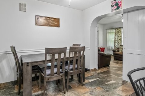 Casa en venta en Eustis, Florida, 4 dormitorios, 156.08 m2 № 1900455 - foto 12