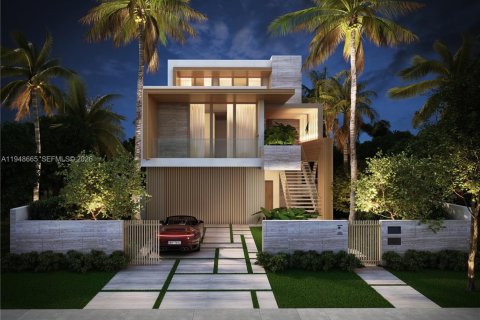 Villa ou maison à vendre à Miami Beach, Floride: 5 chambres, 711.63 m2 № 2152992 - photo 1