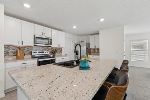 Casa en venta en Dade City, Florida, 4 dormitorios, 207.92 m2 № 2150713 - foto 25