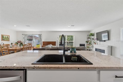 Casa en venta en Dade City, Florida, 4 dormitorios, 207.92 m2 № 2150713 - foto 21