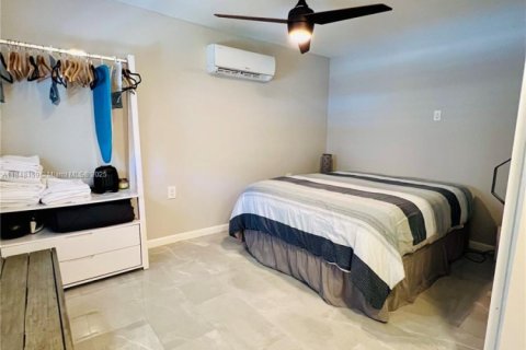 Immobilier commercial à louer à Miami, Floride: 23.41 m2 № 1961811 - photo 4