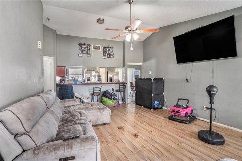 Casa en venta en Valrico, Florida, 3 dormitorios, 134.24 m2 № 1876315 - foto 8