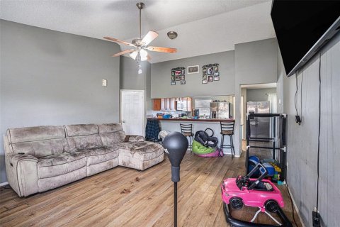 Casa en venta en Valrico, Florida, 3 dormitorios, 134.24 m2 № 1876315 - foto 7