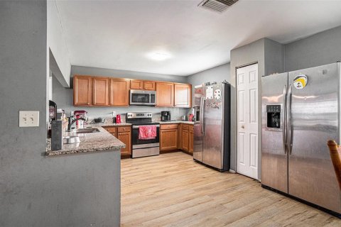 Casa en venta en Valrico, Florida, 3 dormitorios, 134.24 m2 № 1876315 - foto 12