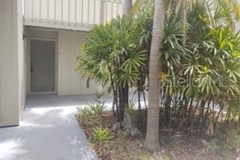 Condominio en alquiler en Sarasota, Florida, 3 dormitorios, 121.98 m2 № 1393749 - foto 1
