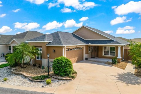 Villa ou maison à The Villages, Floride 3 chambres, 155.52 m2 № 2419519