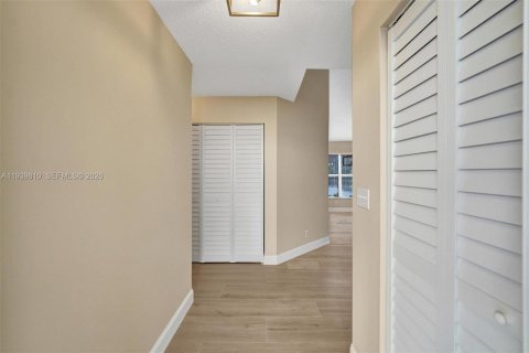 Купить виллу или дом в Дейви, Флорида 2 спальни, 114.83м2, № 1997604 - фото 12