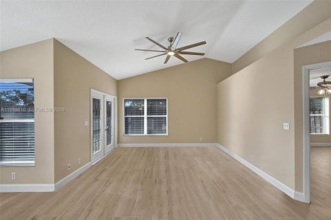 Купить виллу или дом в Дейви, Флорида 2 спальни, 114.83м2, № 1997604 - фото 5