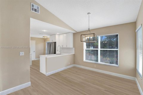 Купить виллу или дом в Дейви, Флорида 2 спальни, 114.83м2, № 1997604 - фото 9