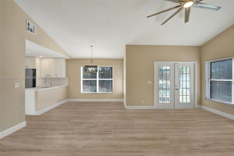 Купить виллу или дом в Дейви, Флорида 2 спальни, 114.83м2, № 1997604 - фото 15