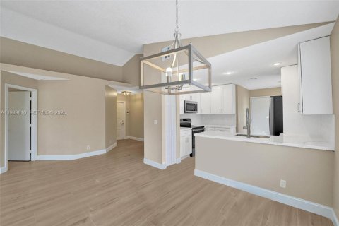 Купить виллу или дом в Дейви, Флорида 2 спальни, 114.83м2, № 1997604 - фото 18