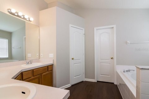 Casa en alquiler en Riverview, Florida, 4 dormitorios, 154.68 m2 № 1792338 - foto 9