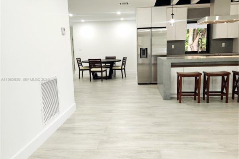 Villa ou maison à vendre à Plantation, Floride: 3 chambres, 226.31 m2 № 2024719 - photo 7