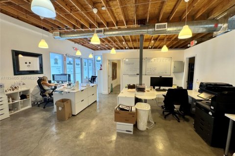 Propiedad comercial en venta en Dania Beach, Florida № 1993596 - foto 5