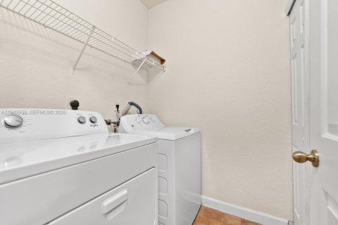 Купить таунхаус в Хомстед, Флорида 3 спальни, 158.31м2, № 2005611 - фото 17