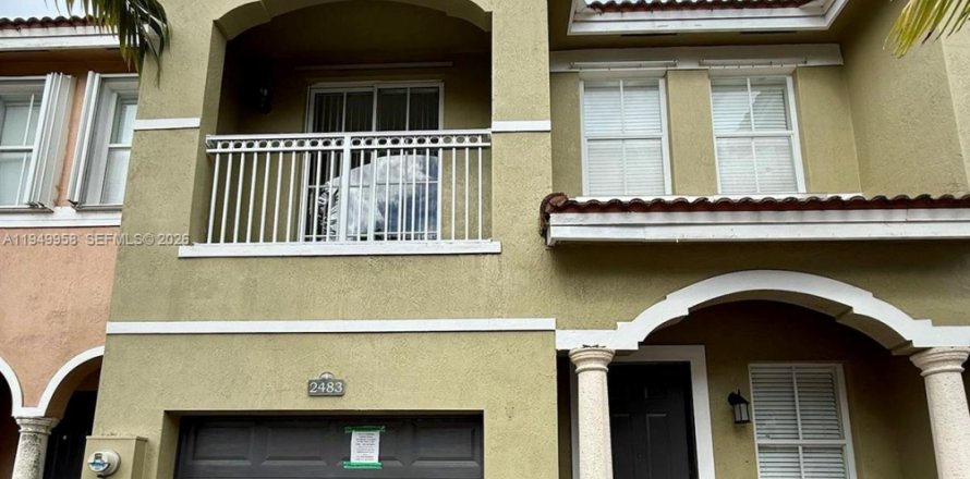 Таунхаус в Хомстед, Флорида 3 спальни, 158.31м2 № 2005611