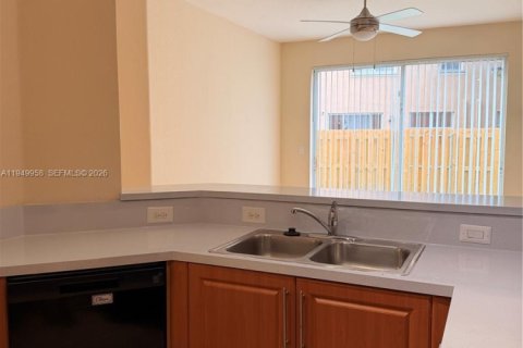 Купить таунхаус в Хомстед, Флорида 3 спальни, 158.31м2, № 2005611 - фото 10