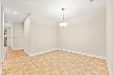 Купить таунхаус в Хомстед, Флорида 3 спальни, 158.31м2, № 2005611 - фото 5