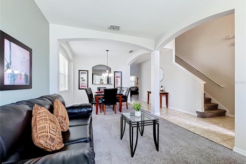 House in Kissimmee, Florida 6 bedrooms, 267 sq.m. № 2403564 - photo 5