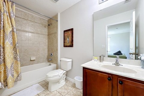 House in Kissimmee, Florida 6 bedrooms, 267 sq.m. № 2403564 - photo 22