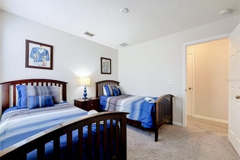 House in Kissimmee, Florida 6 bedrooms, 267 sq.m. № 2403564 - photo 23