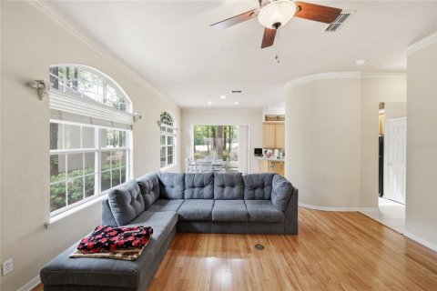 House in Gainesville, Florida 3 bedrooms, 158.58 sq.m. № 2232607 - photo 18