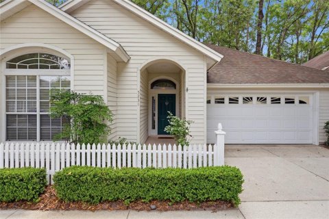 House in Gainesville, Florida 3 bedrooms, 158.58 sq.m. № 2232607 - photo 10