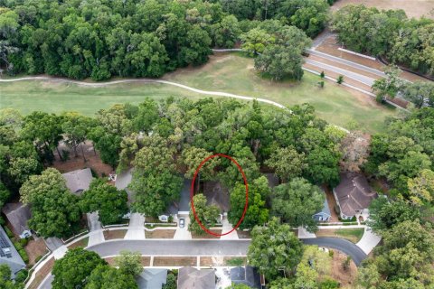 House in Gainesville, Florida 3 bedrooms, 158.58 sq.m. № 2232607 - photo 2