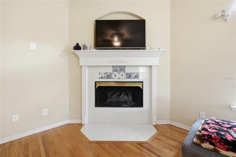 House in Gainesville, Florida 3 bedrooms, 158.58 sq.m. № 2232607 - photo 15