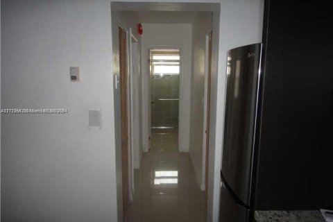 Купить кондоминиум в Майами-Бич, Флорида 1 спальня, 54.81м2, № 1955377 - фото 8