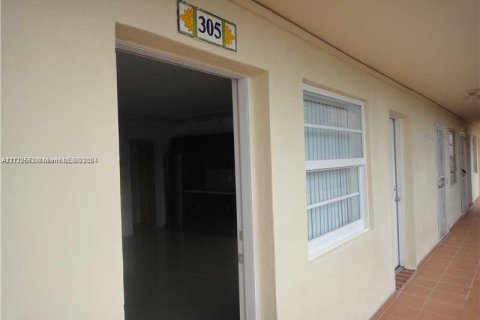 Купить кондоминиум в Майами-Бич, Флорида 1 спальня, 54.81м2, № 1955377 - фото 4