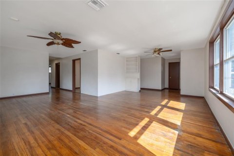 Villa ou maison à vendre à DeLand, Floride: 3 chambres, 160.07 m2 № 1917258 - photo 4