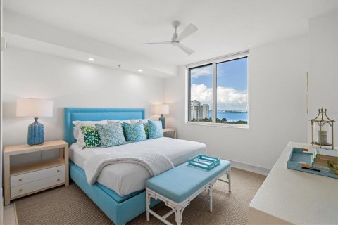 Condo in Sarasota, Florida, 2 bedrooms  № 1879240 - photo 27