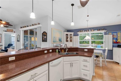 Villa ou maison à vendre à North Port, Floride: 3 chambres, 146.41 m2 № 2329262 - photo 15