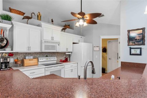 Villa ou maison à vendre à North Port, Floride: 3 chambres, 146.41 m2 № 2329262 - photo 16