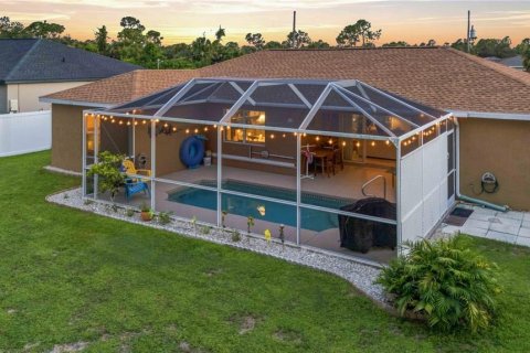 Villa ou maison à vendre à North Port, Floride: 3 chambres, 146.41 m2 № 2329262 - photo 6
