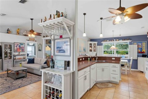 Villa ou maison à vendre à North Port, Floride: 3 chambres, 146.41 m2 № 2329262 - photo 21
