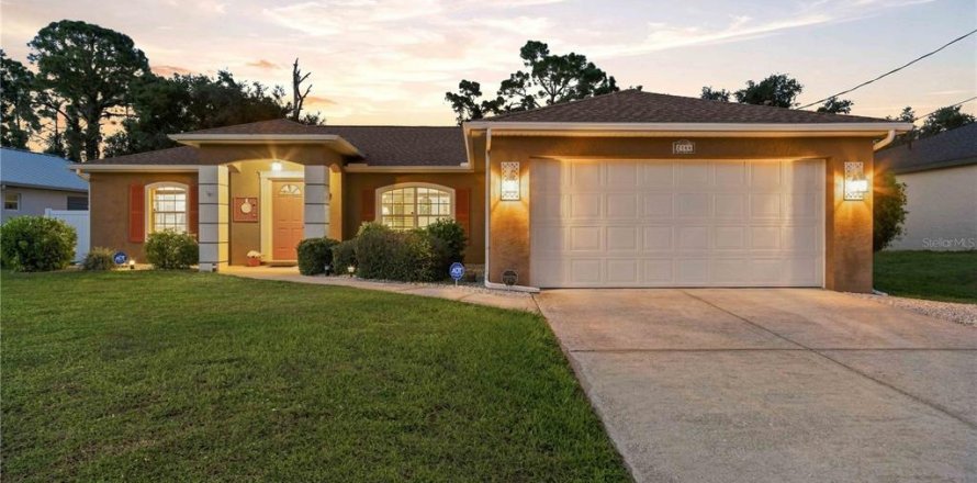 Villa ou maison à North Port, Floride 3 chambres, 146.41 m2 № 2329262